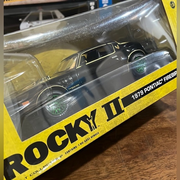 CHASE GreenLight Rocky 2 1979
Pontiac Firebird 1/24 - Picture 2 of 3